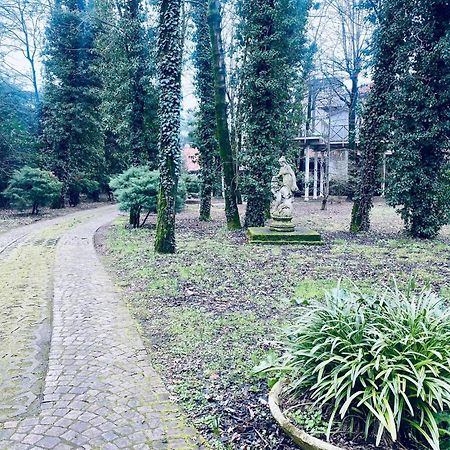La Casa Dei Nonni Di Leini' Villa Exterior photo